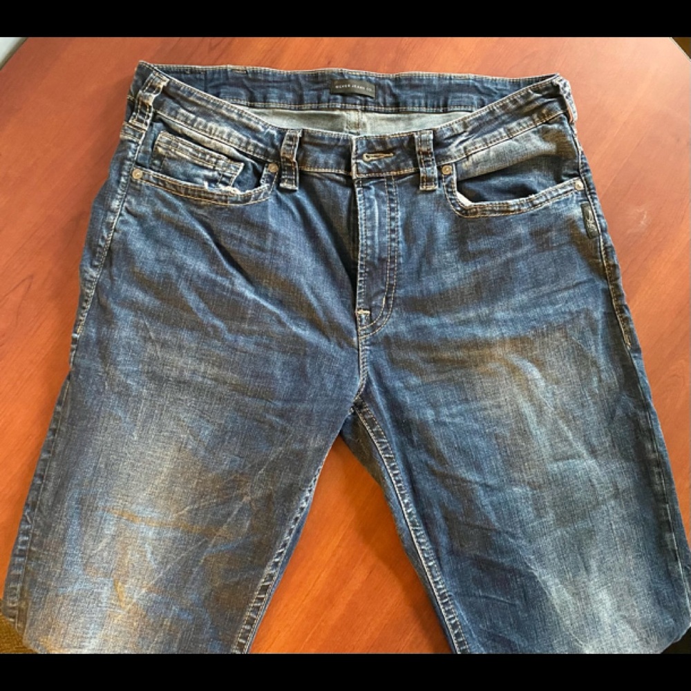 Silver Men’s Jeans. EUC.